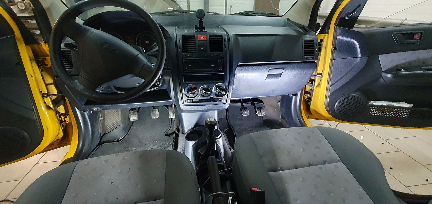 Установка тросовых педалей на Hyundai Getz (механика, 2шт.)