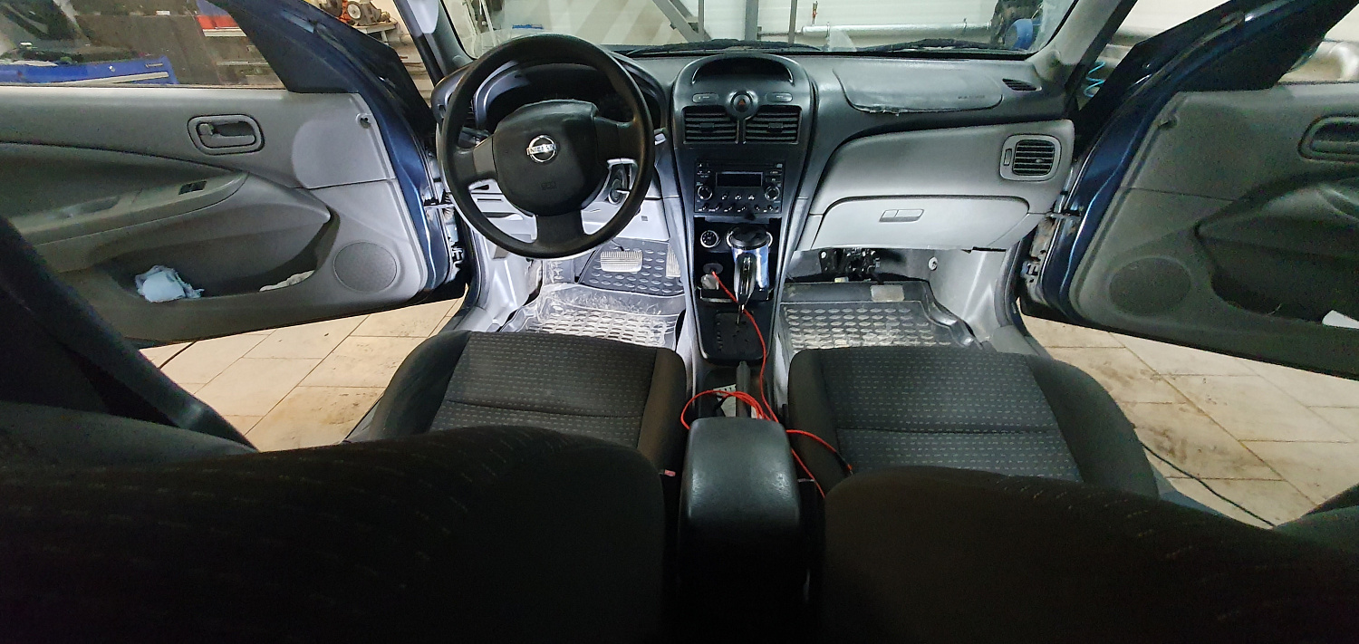 Установка тросовых педалей на Nissan Almera (автомат, 1шт.)