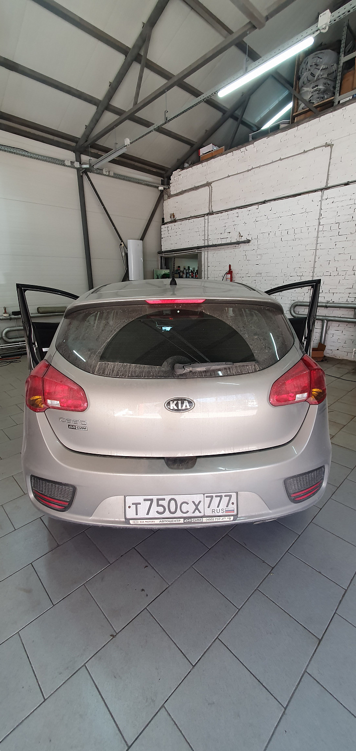 Установка видеонаблюдения для  Kia Ceed  