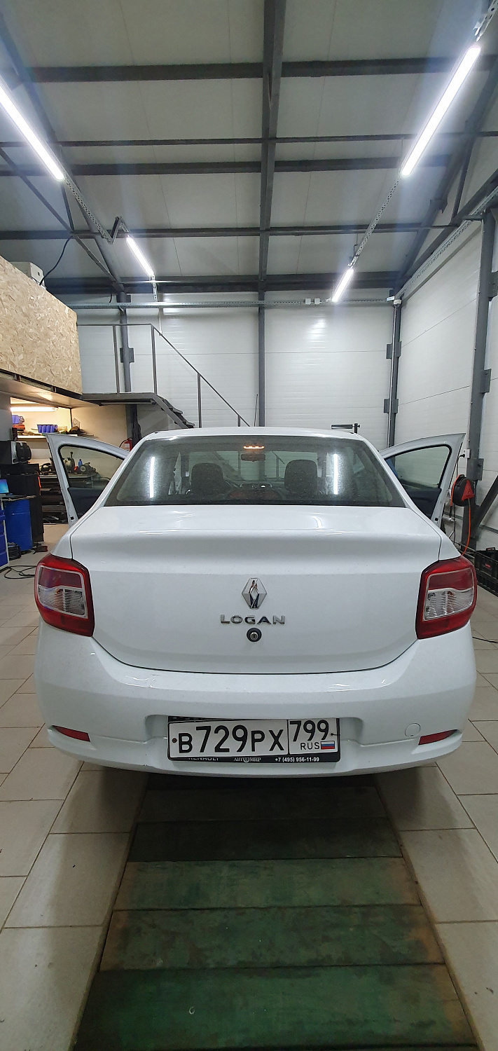 Установка тяговых педалей на Renault Logan 2021 г.  (механика, 3шт.)