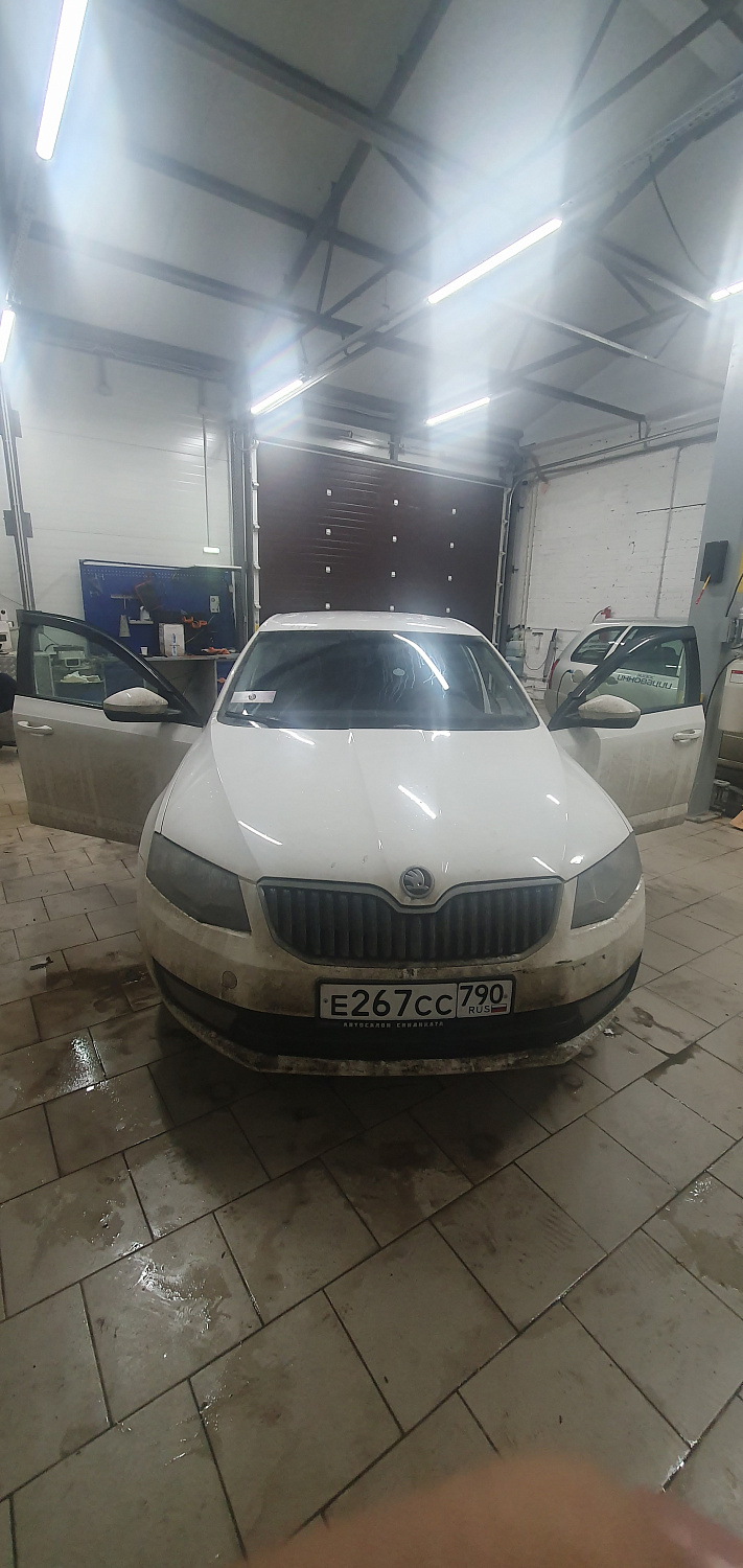 Установка тросовых педалей на Skoda Octavia (автомат, 1шт.)