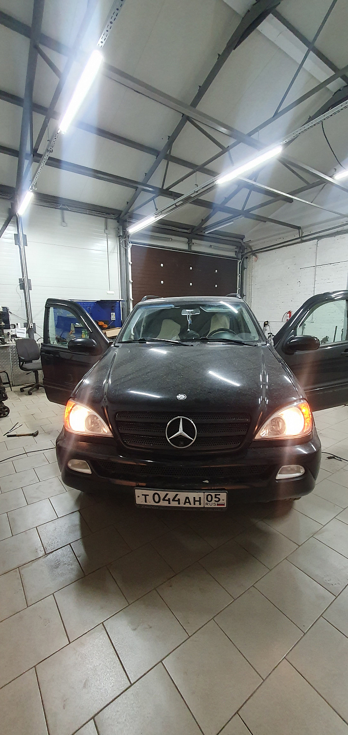 Установка тросовых педалей на Mercedes-Benz M-класс W163 (автомат, 1шт.)
