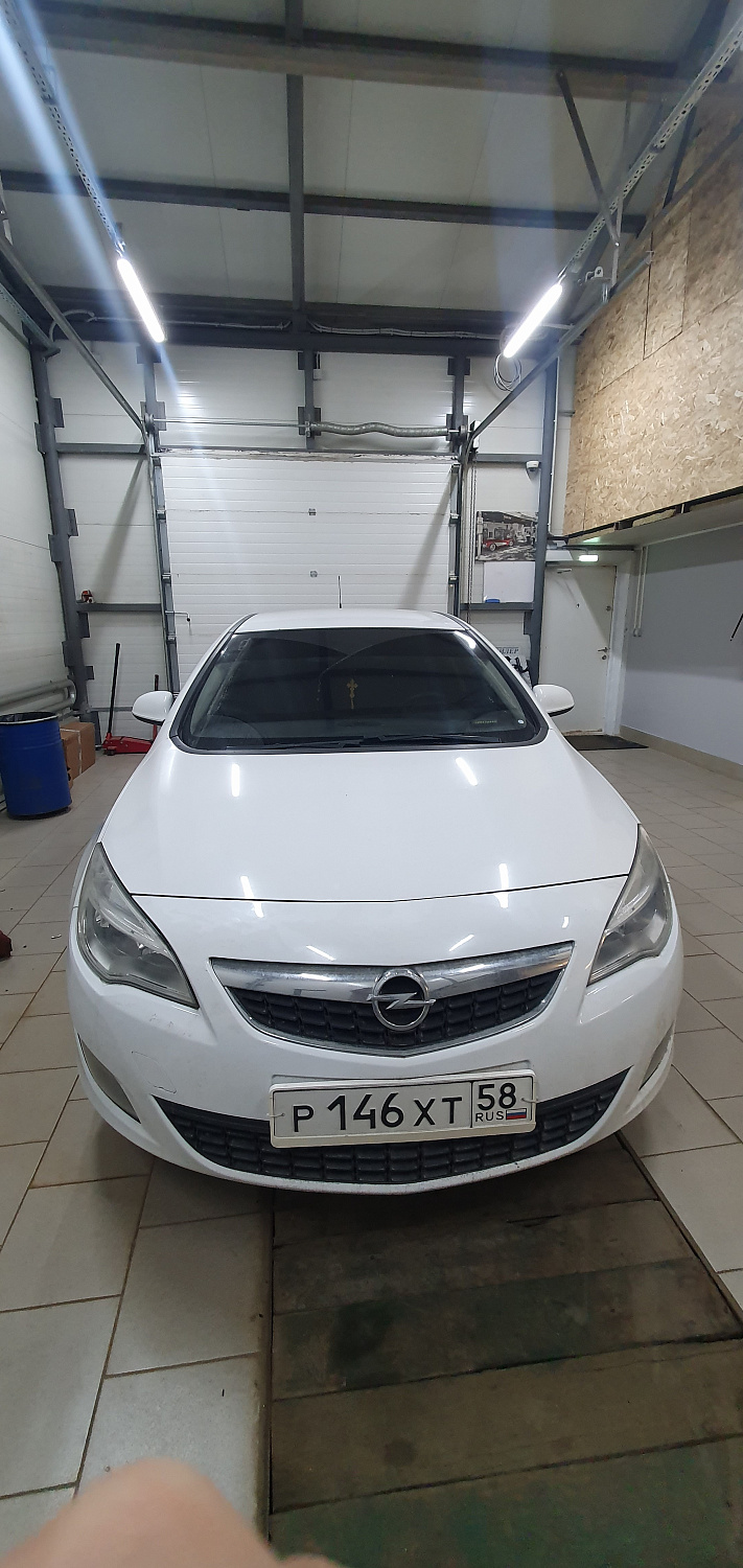 Установка тросовых педалей на Opel Astra  (механика, 2шт.)