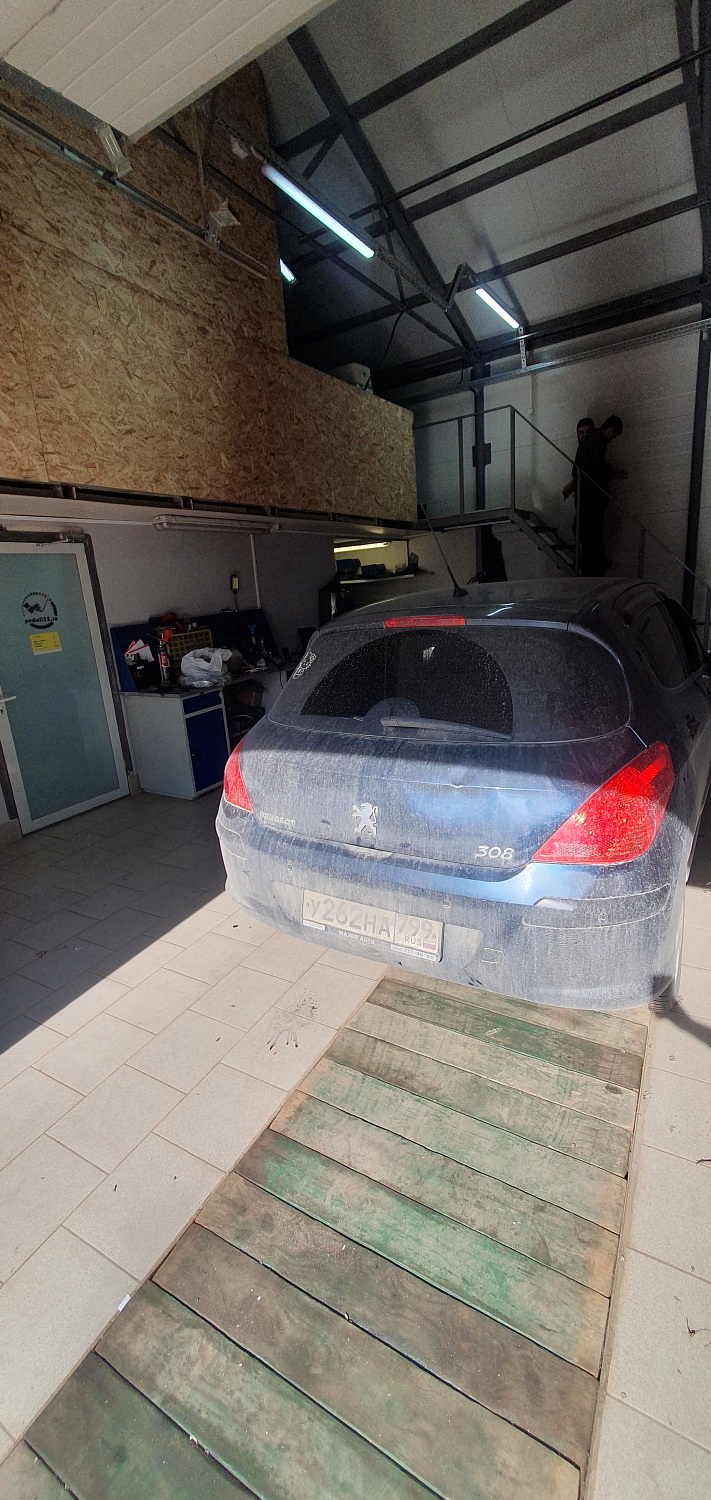 Установка тросовых педалей на Peugeot 308 (автомат, 2шт.)
